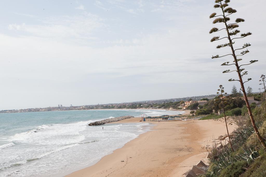 Residence Fronte Mare サンタ・マリア・デル・フォカッロ エクステリア 写真